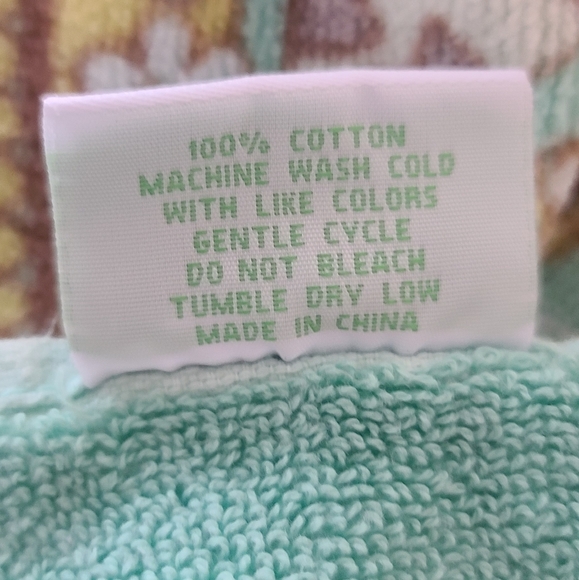 Rare Retired Lemon Parfait Vera Bradley Beach Towel 66"L x 33"W Geat Condition - Picture 3 of 3